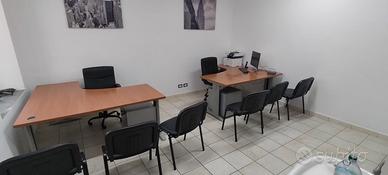 Scrivanie - Sedie - Ufficio