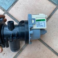Pompa scarico lavatrice whirpool