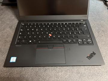 Notebook Lenovo X1 Carbon 14 pollici