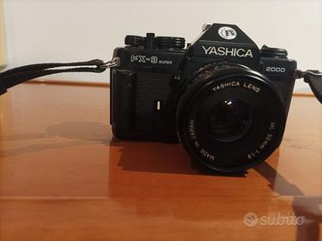 YASHICA FX-3 SUPER 2000