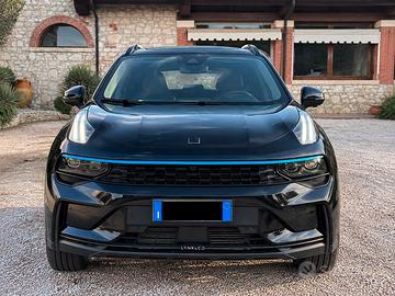 Lynk & Co 01 PHEV 2022
