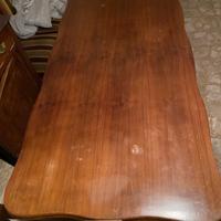 Tavolo in legno allungabile