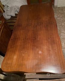 Tavolo in legno allungabile