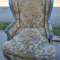 Poltrona Bergere in legno intagliato