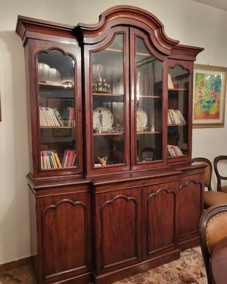 Antiquariato tavolo e madia