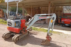 Escavatore Takeuchi del 2021