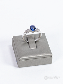 Anello in oro con tanzanite