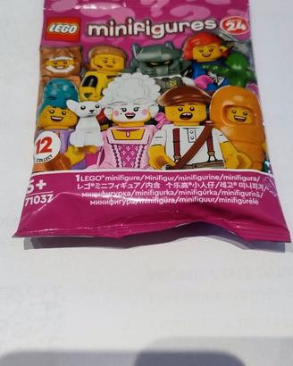 Lego minifigures