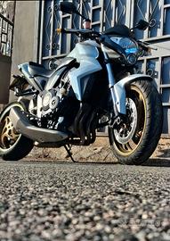 Honda cb1000r serie limitata