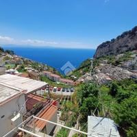 3 LOCALI A AMALFI