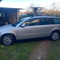 VOLVO V50 DIESEL