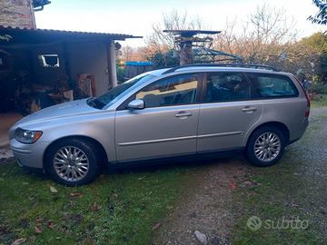 VOLVO V50 DIESEL