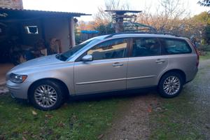 VOLVO V50 DIESEL