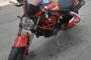 Ducati Monster 1100s