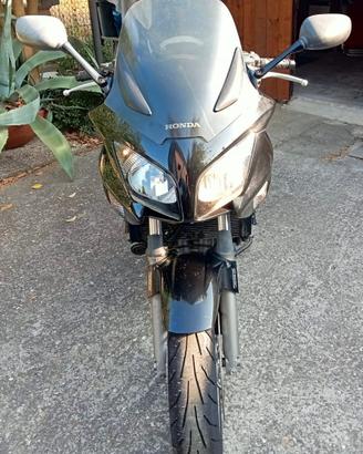 Honda cbf 1000