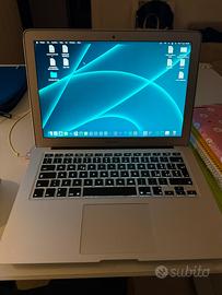 MacBook Air 13” Apple