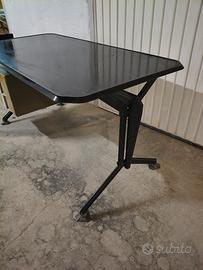scrivania olivetti