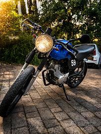 Yamaha YBR 125 Café Racer – condizioni eccellenti