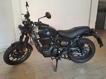 Royal Enfield HNTR 350 - 2023