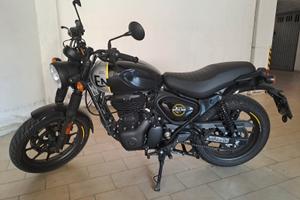 Royal Enfield HNTR 350 - 2023