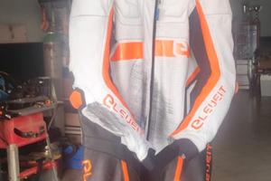 Tuta moto professionale