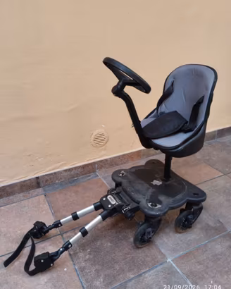Pedana per passeggino con seduta