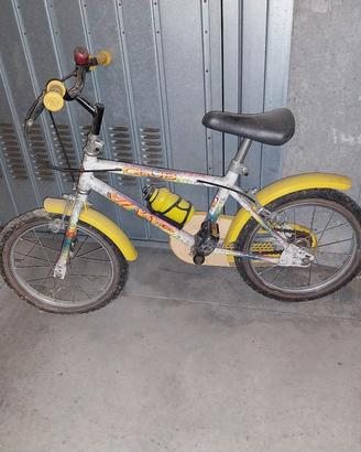 bici bimbo 14 pollici con borraccia