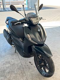 PIAGGIO BEVERLY 400 HPE