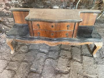 Mobile antico