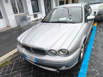Auto funzionante da sistemare o esportazione
