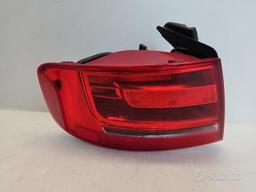 STOP FANALE POSTERIORE SINISTRO AUDI A4 Berlina 8K