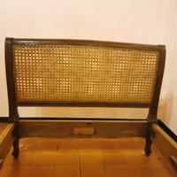 Letto singolo antico