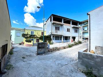 Casa semi indipendente a loceri