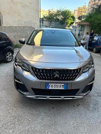 Peugeot 3008 pari al nuovo