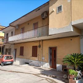 Casa indipendente doppio appartamento 