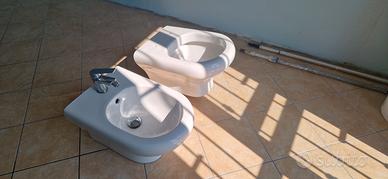 Coppia Sanitari