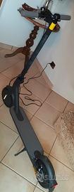 Monopattino elettrico Xiaomi 