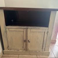 Mobiletto da arredo