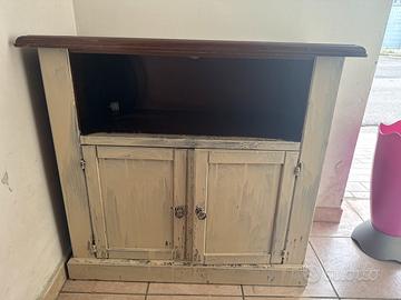 Mobiletto da arredo