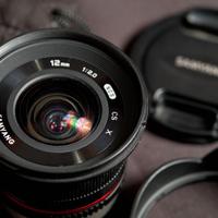 Samyang 12mm f/2 NCS CS per Fuji X