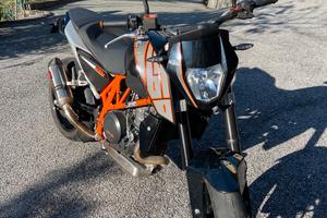 Ktm duke 690 2014