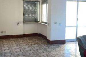 Immobile di 1000 m² a Arzano