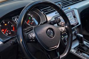 Stupenda volkswagen passat b8 sw