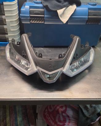 Faro anteriore Aprilia RSV4 1100