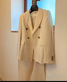 Tailleur