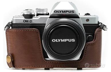 Custodia Borsa Olympus OM-D E-M10 con 12-42 mm