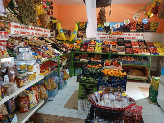 Attività commerciale ortofrutta e alimentari