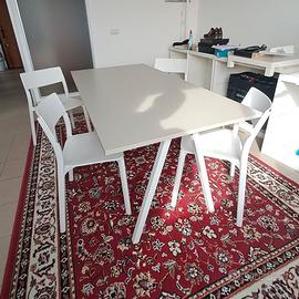 tavolo più sedie