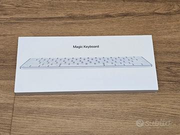 Apple Magic Keyboard: Bluetooth, Layout English 