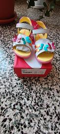 Sandali nuovi bambina ,misura 31, prezzo 45€
